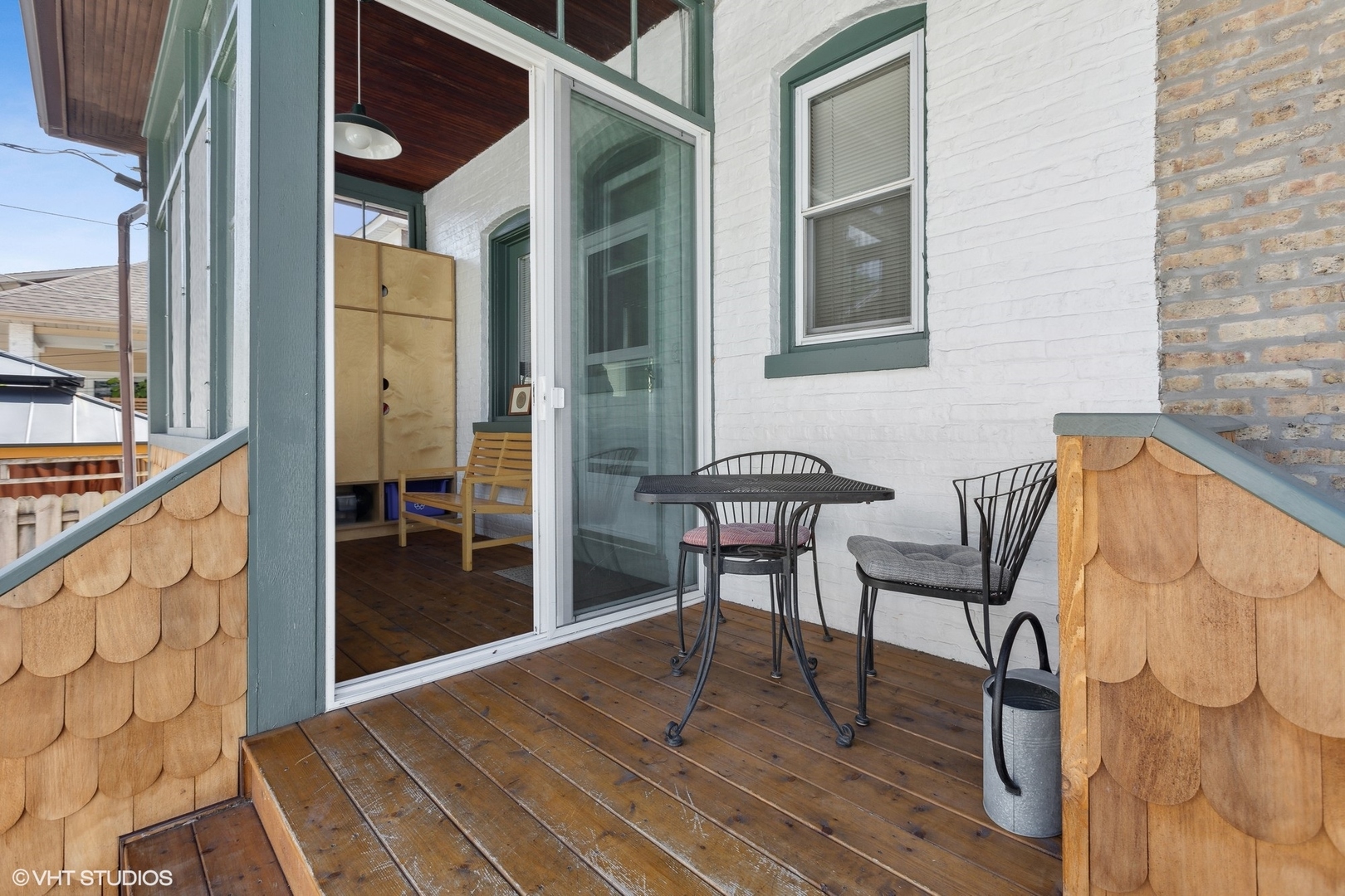 2836 West Eastwood Avenue Chicago, IL 60625 - Photo 13 of 28 a view of a balcony with chairs