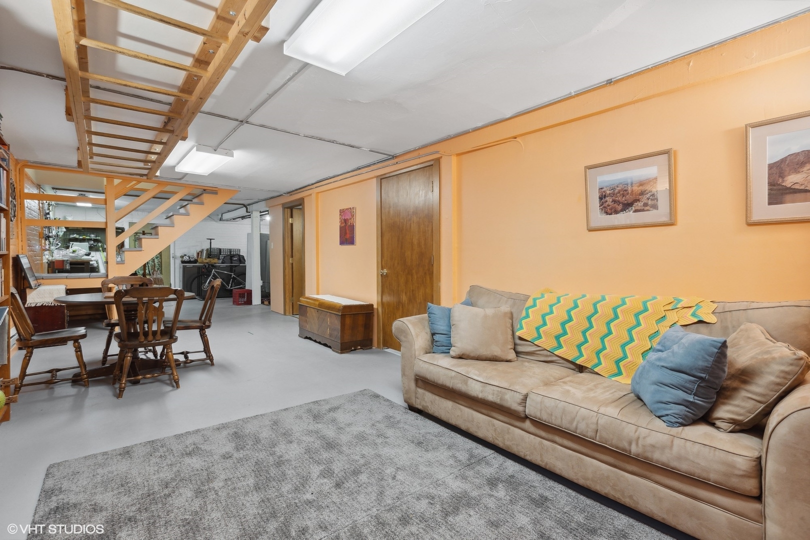 2836 West Eastwood Avenue Chicago, IL 60625 - Photo 21 of 28 a living room with furniture and a large window