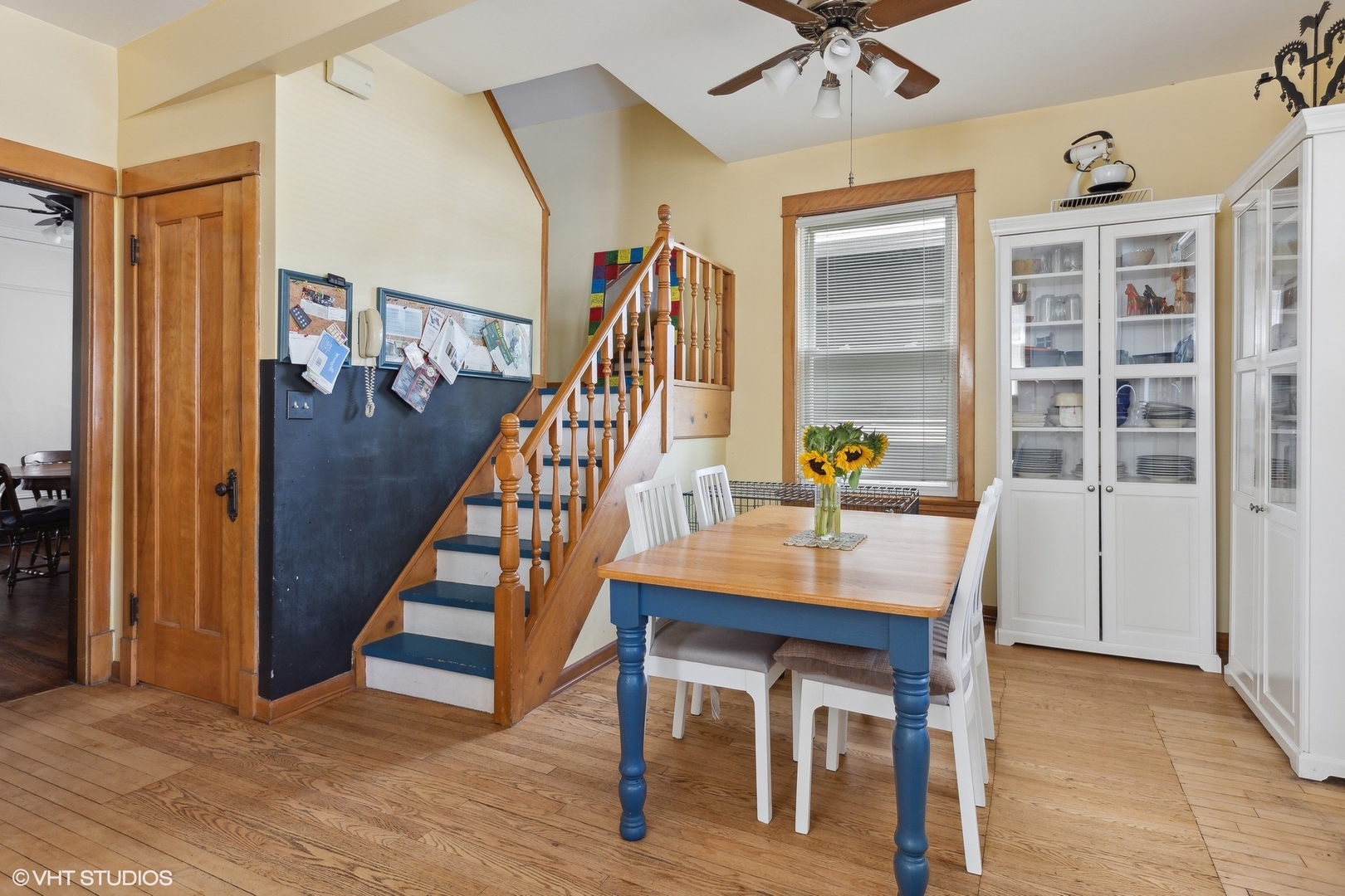 2836 West Eastwood Avenue Chicago, IL 60625 - Photo 10 of 28 a view of a dining room with furniture window and wooden floor