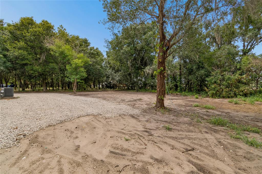 15628 Carlton Lake Road Wimauma, FL 33598 - Photo 14 of 80
