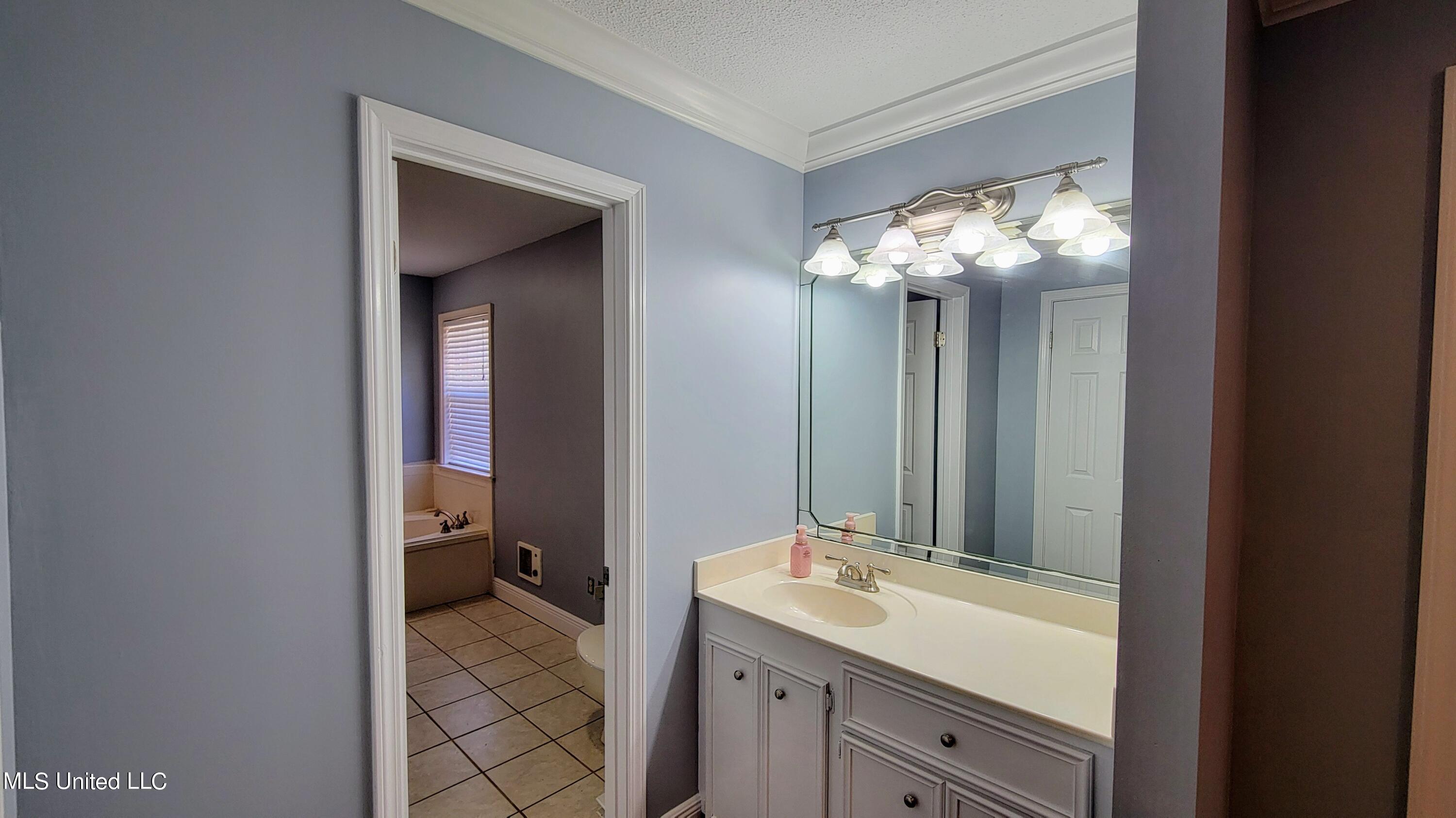 22209 Evangeline Road Pass Christian, MS 39571 - Photo 6 of 20 20240202_110632