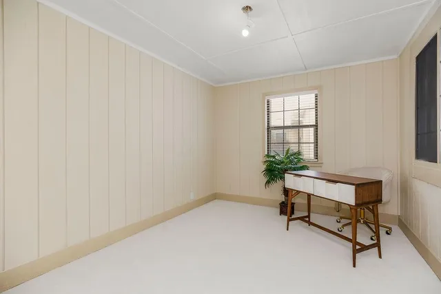 $249,900 | 1323 West Johns Boulevard, Raymore, MO 64083