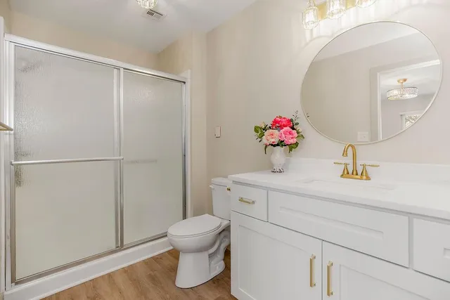 $249,900 | 1323 West Johns Boulevard, Raymore, MO 64083