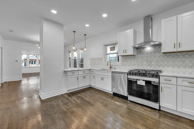 $2,900 | 7835 South Laflin Street, Chicago, IL 60620