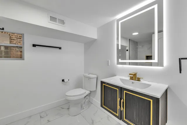 $2,900 | 7835 South Laflin Street, Chicago, IL 60620