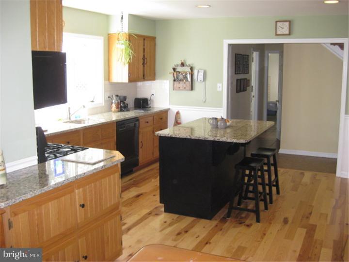 24 Church Road Media, PA 19063 - Photo 4 of 19 Kitchen