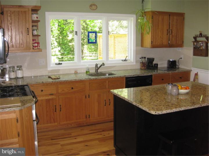 24 Church Road Media, PA 19063 - Photo 7 of 19 Kitchen