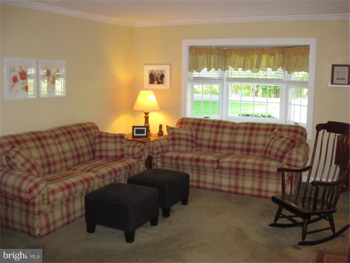 24 Church Road Media, PA 19063 - Photo 9 of 19 Living Room