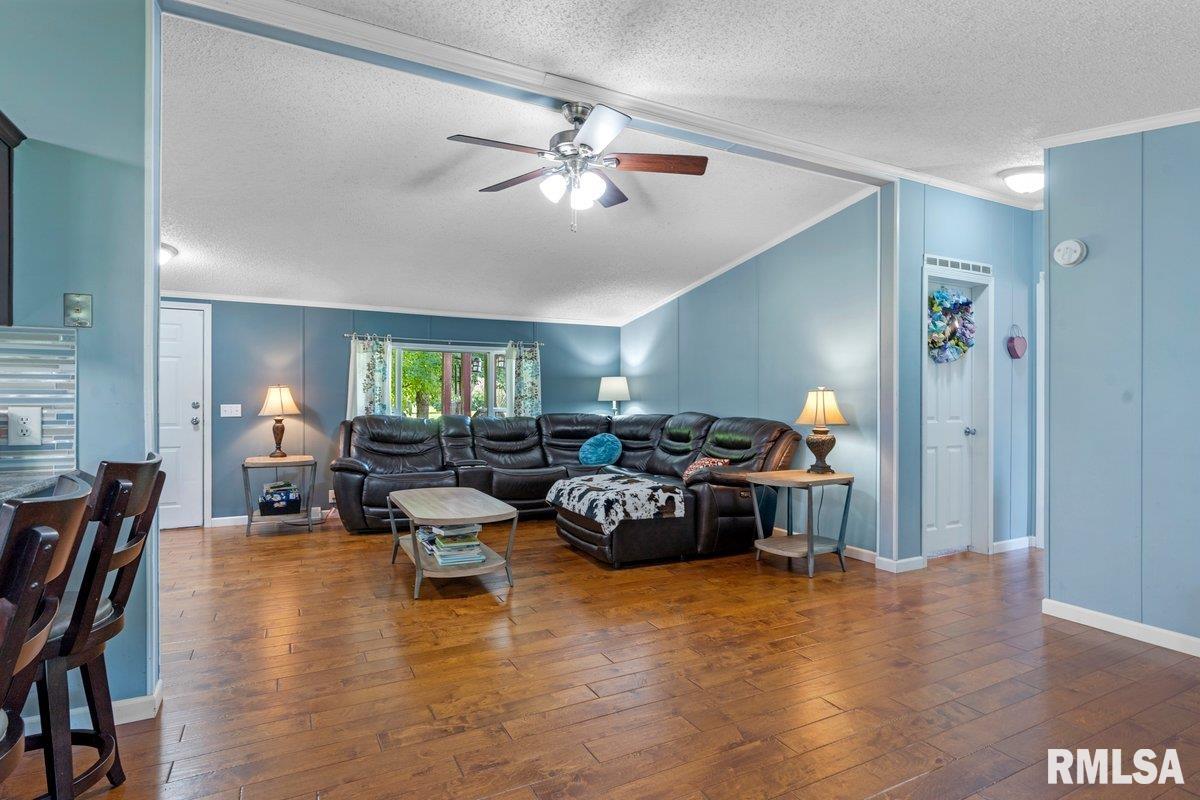 4134 North 8th Street Springfield, IL 62707 - Photo 13 of 60