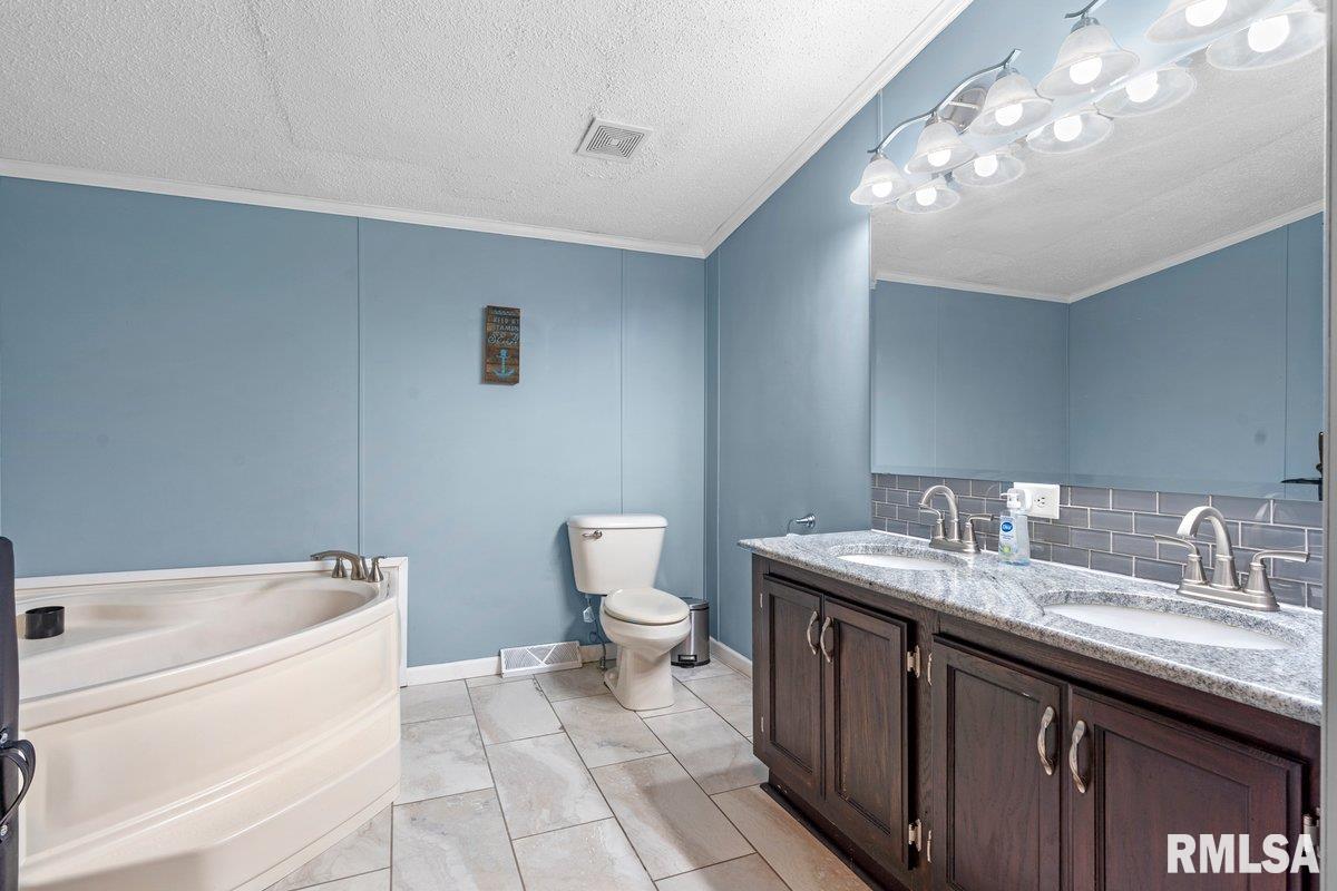 4134 North 8th Street Springfield, IL 62707 - Photo 23 of 60