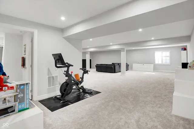 $425,000 | 953 Independence Drive, Edinburgh, IN 46124