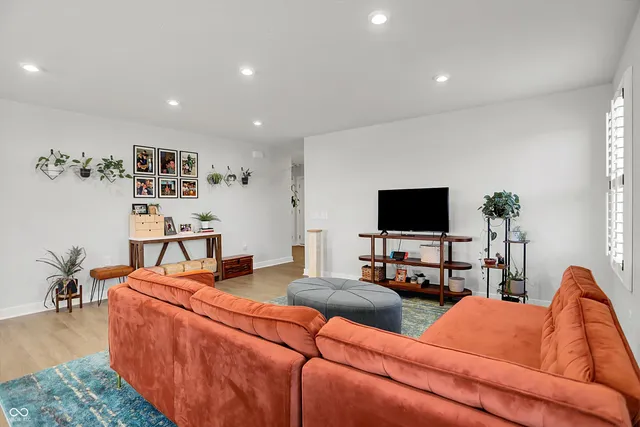 $425,000 | 953 Independence Drive, Edinburgh, IN 46124