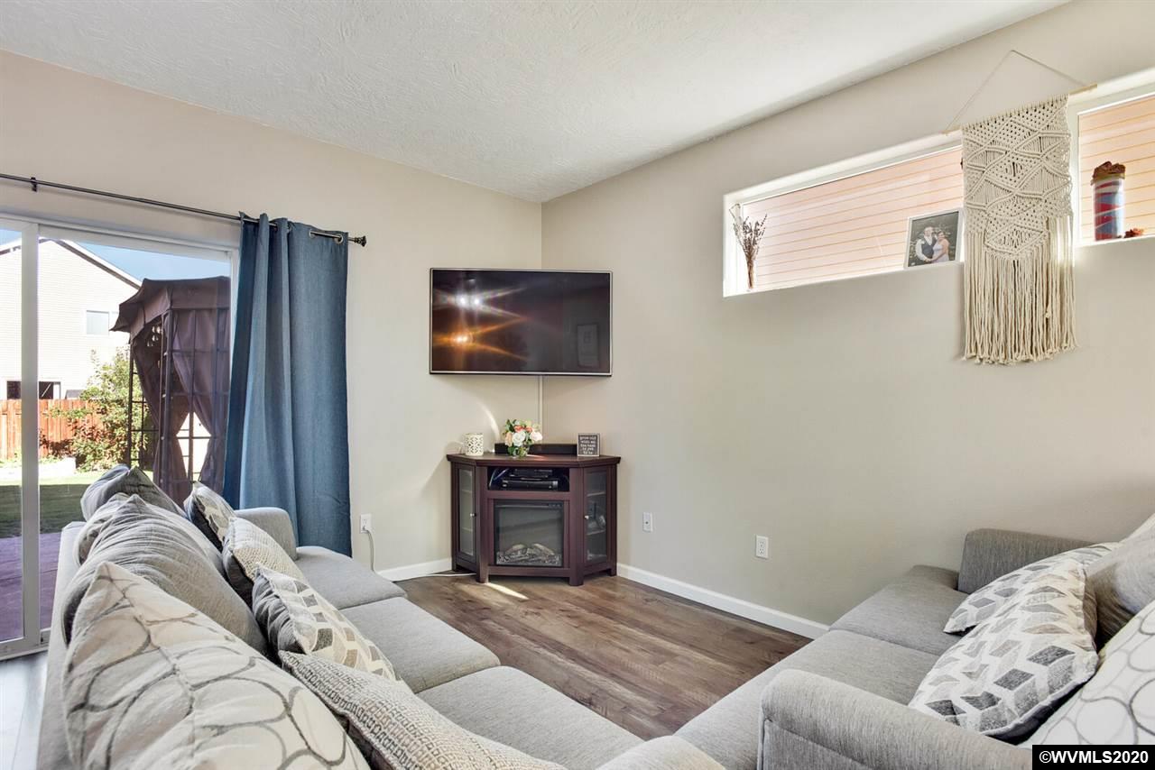 671 Jasmine Circle, Unit CL Independence, OR 97351 - Photo 5 of 26