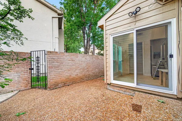 $3,200 | 12625 Memorial Drive, Unit 156, Houston, TX 77024