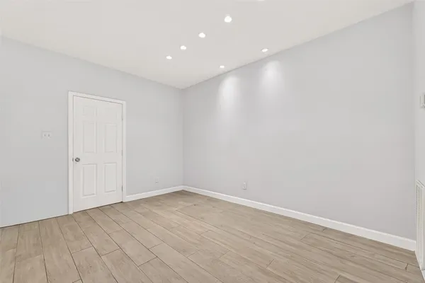 $3,200 | 12625 Memorial Drive, Unit 156, Houston, TX 77024