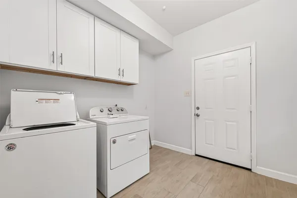 $3,200 | 12625 Memorial Drive, Unit 156, Houston, TX 77024