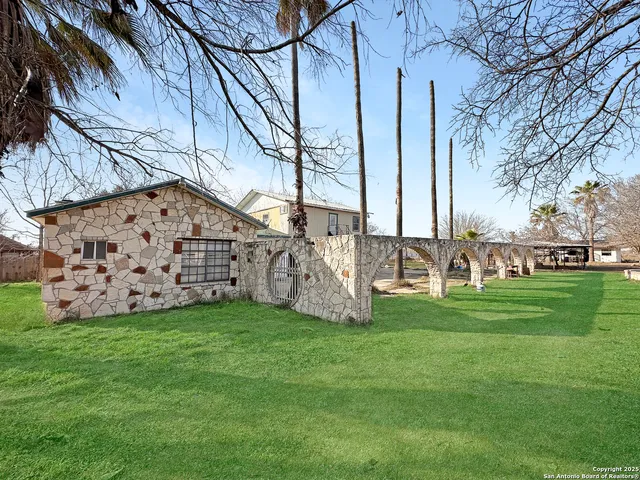 a view of field with an outdoor space