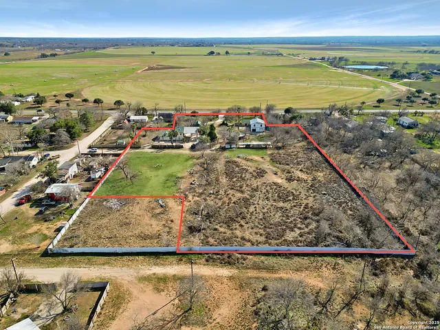 $525,000 | 2103 Farm To Market Road 2790, Lytle, TX 78052