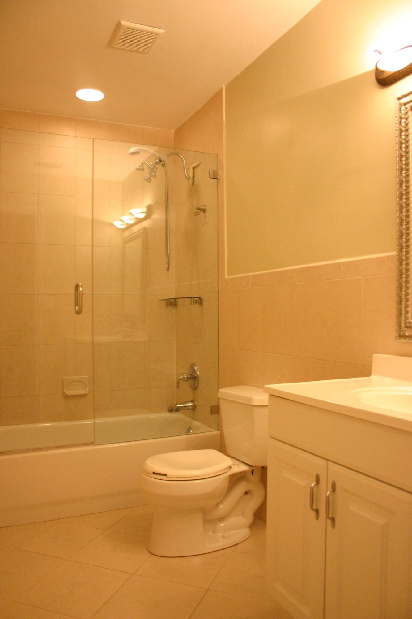 71 Laredo Lane Boca Raton, FL 33487 - Photo 12 of 23 172