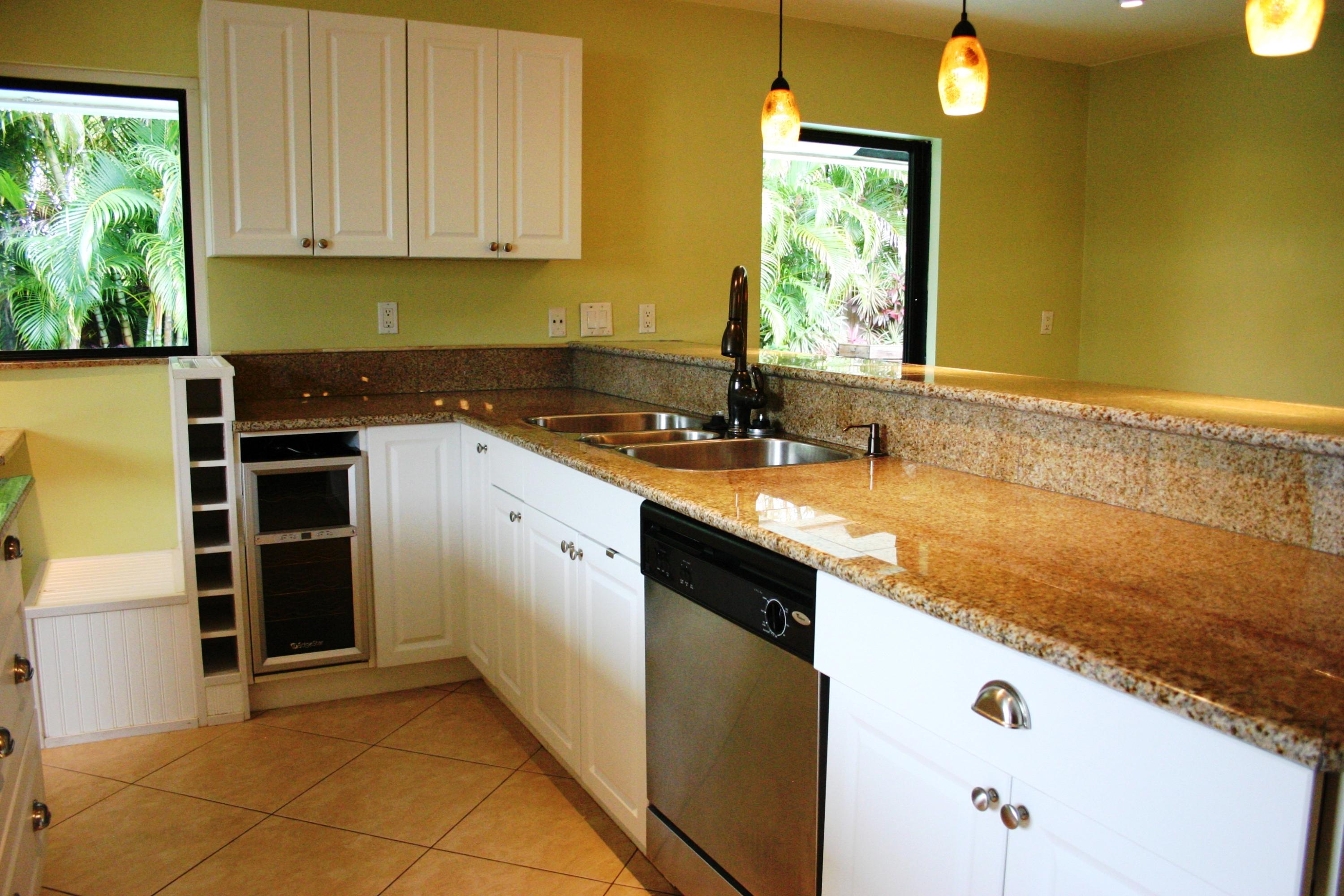 71 Laredo Lane Boca Raton, FL 33487 - Photo 7 of 23 160