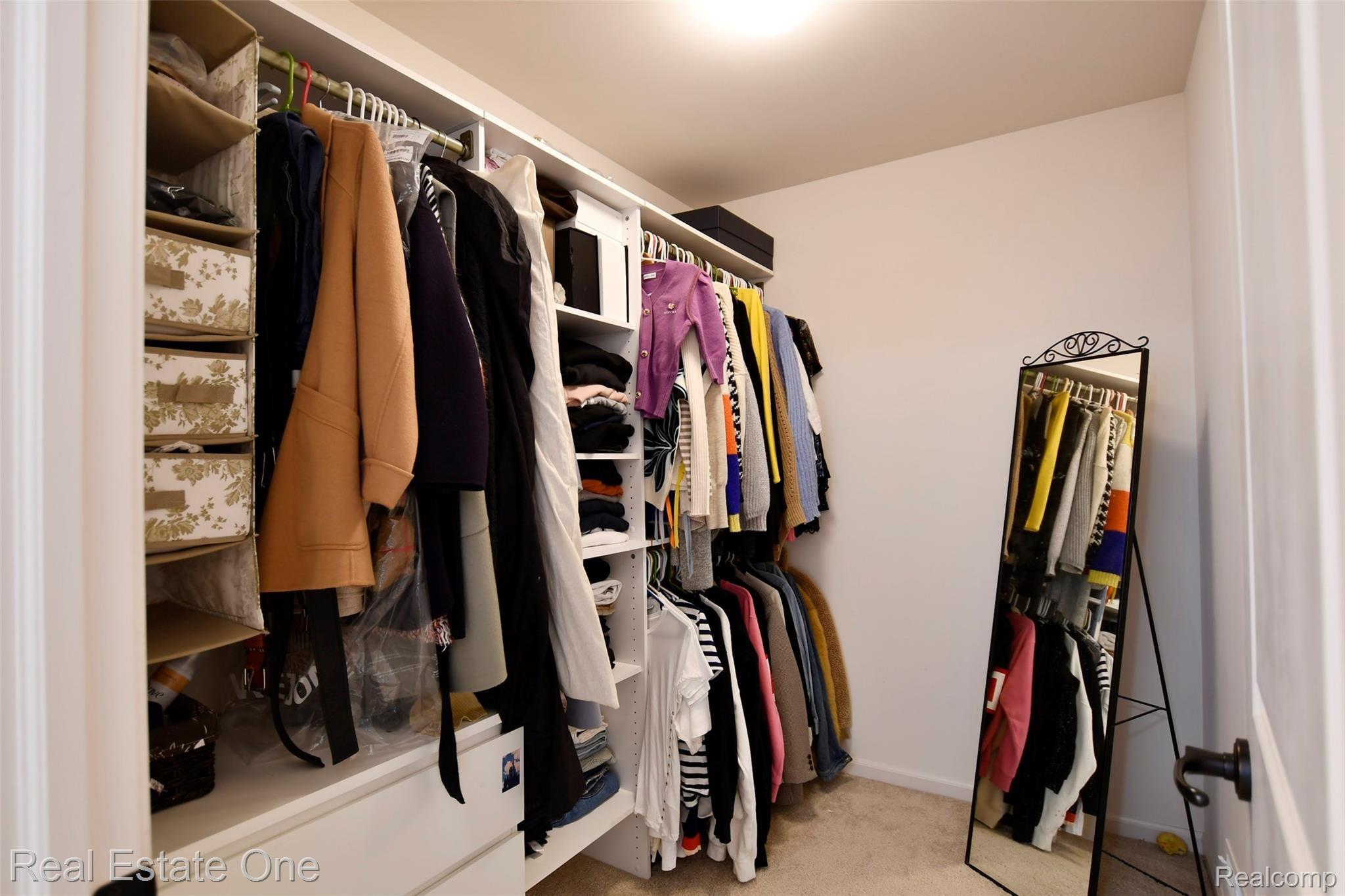 3087 Curtis Road Wixom, MI 48393 - Photo 20 of 36 WIC in Master Bedroom.jpg