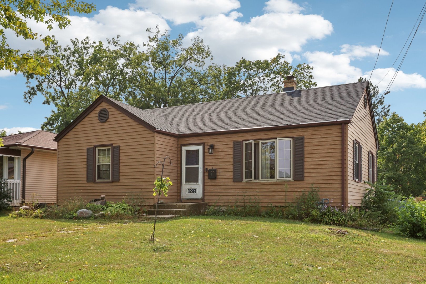 136 Hubbard Court Wauconda, IL 60084 - Photo 1 of 35 a view of a house with a yard