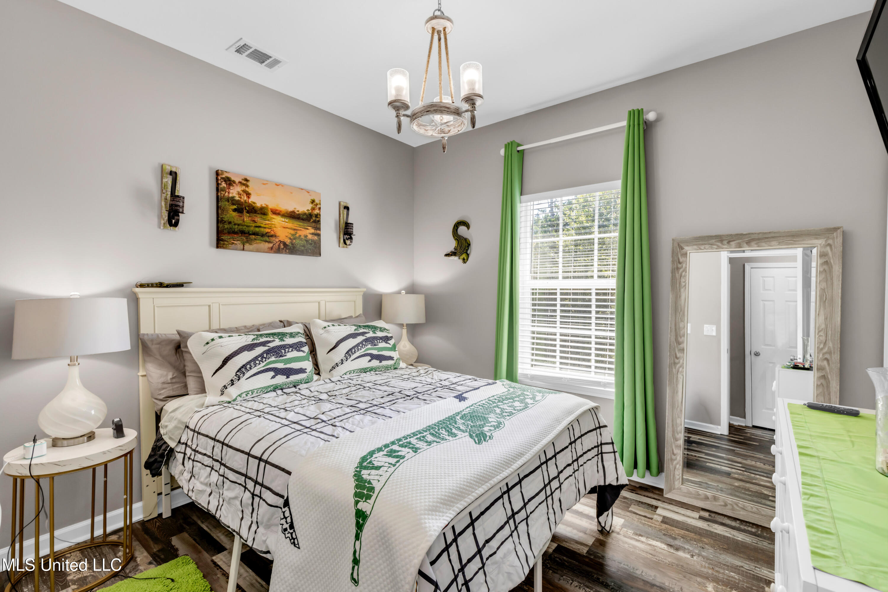 16005 Peach Tree Drive Biloxi, MS 39532 - Photo 20 of 40 16005PeachtreeDr-21