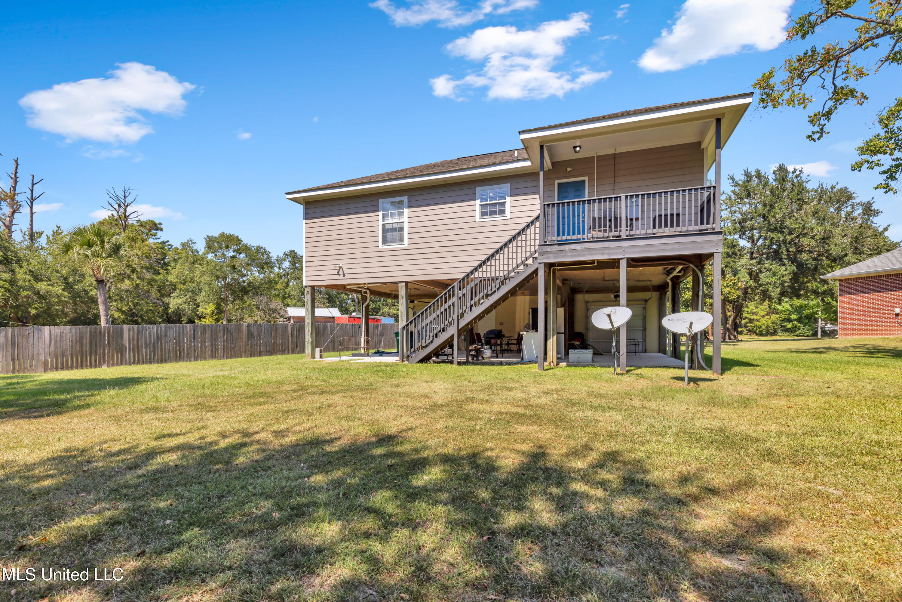 16005 Peach Tree Drive Biloxi, MS 39532 - Photo 31 of 40 16005PeachtreeDr-33