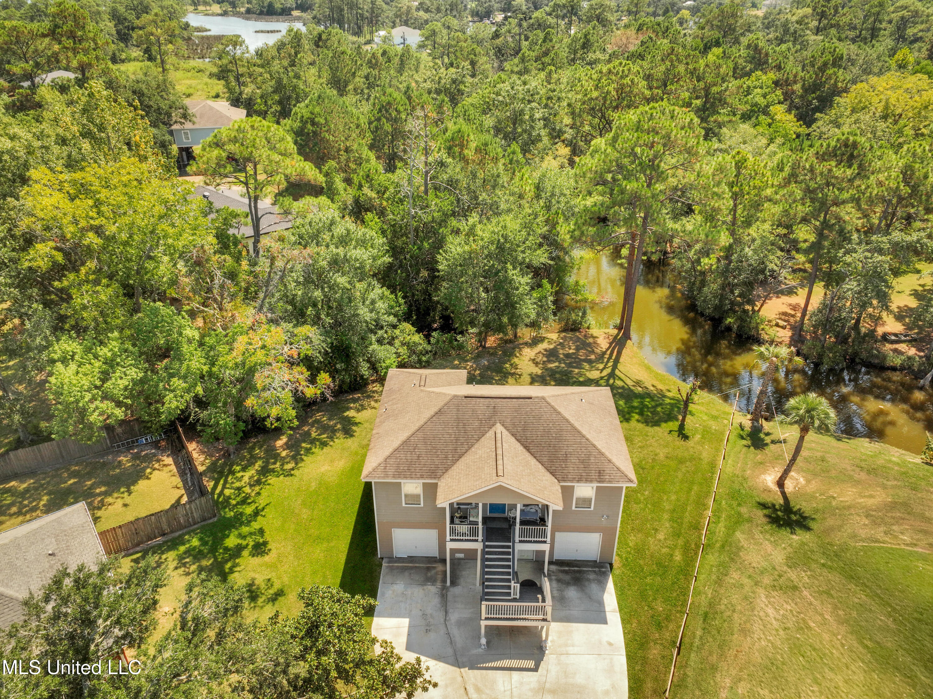 16005 Peach Tree Drive Biloxi, MS 39532 - Photo 36 of 40 16005PeachtreeDr-40