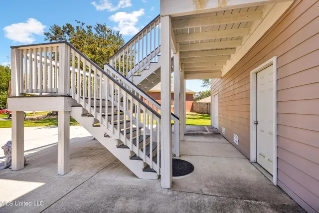 $275,000 | 16005 Peach Tree Drive, Biloxi, MS 39532