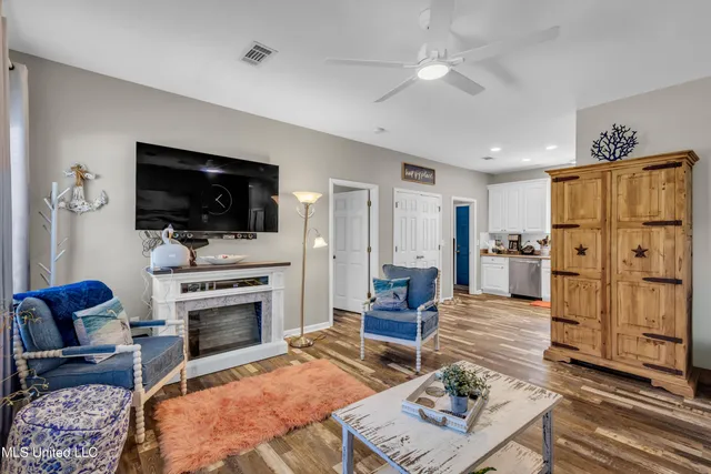 $275,000 | 16005 Peach Tree Drive, Biloxi, MS 39532