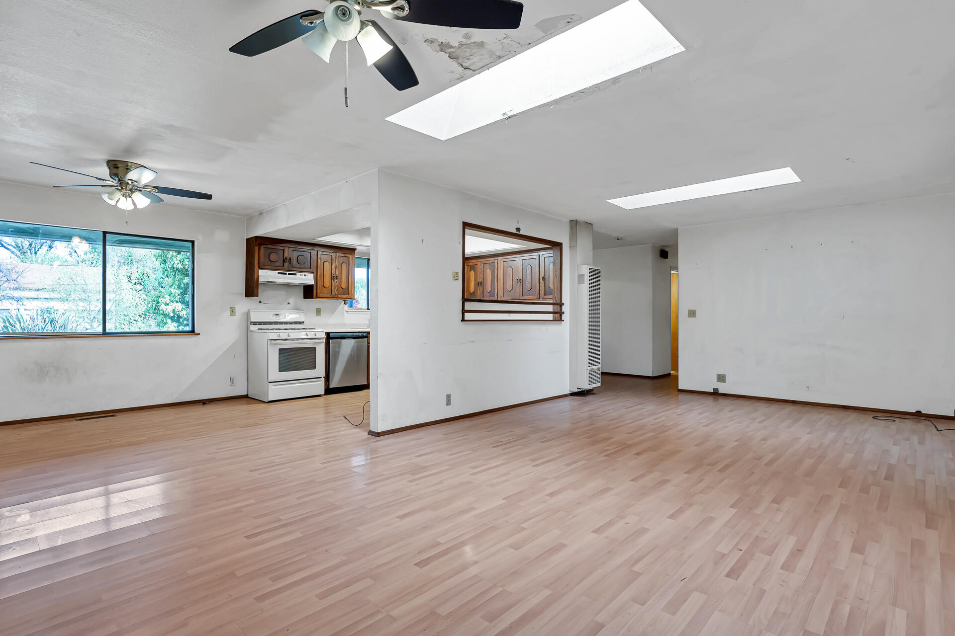 240 D Street Tehama, CA 96090 - Photo 12 of 41 an empty room with windows and fireplace