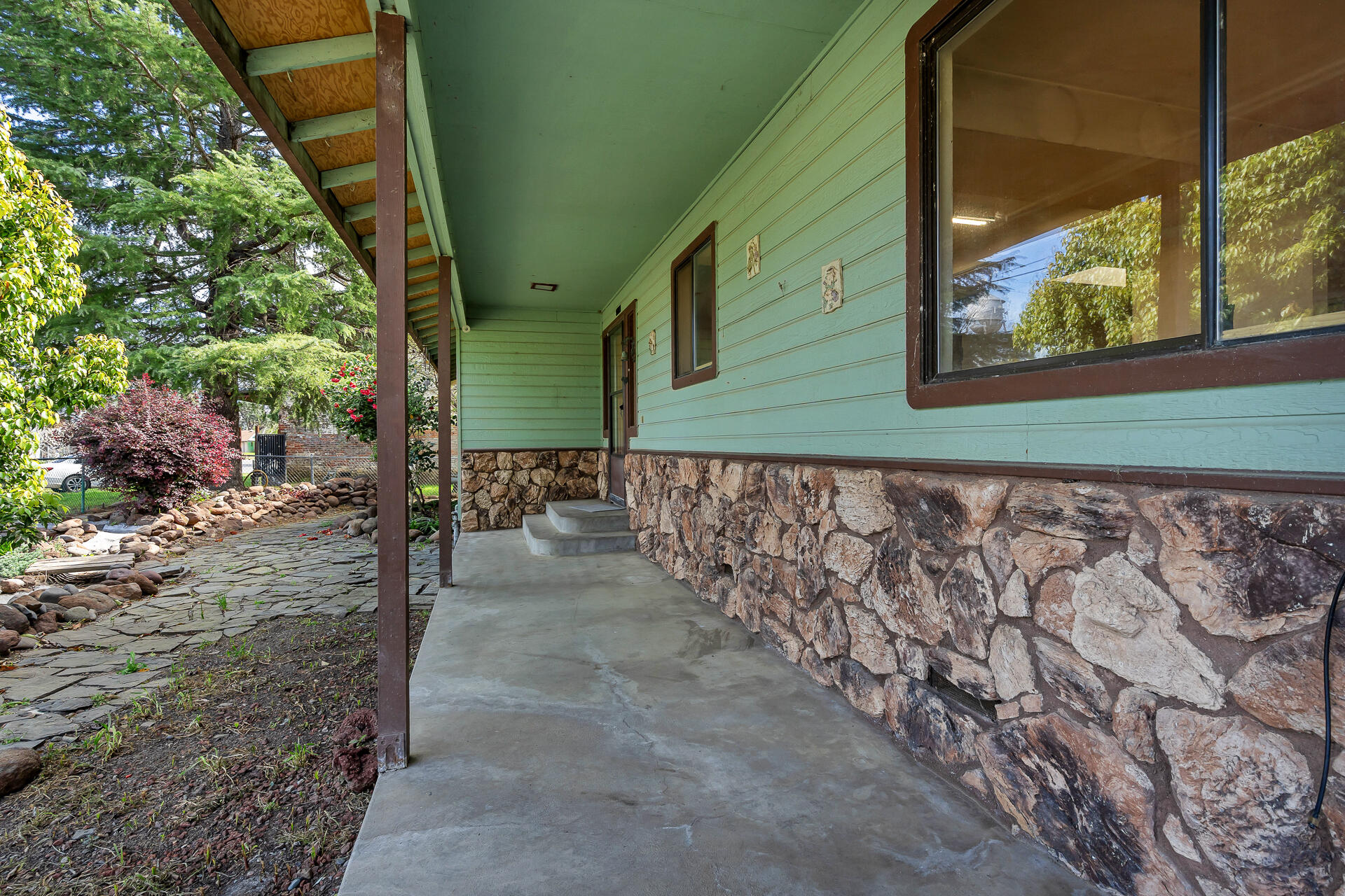240 D Street Tehama, CA 96090 - Photo 5 of 41 a view of a pathway of a house