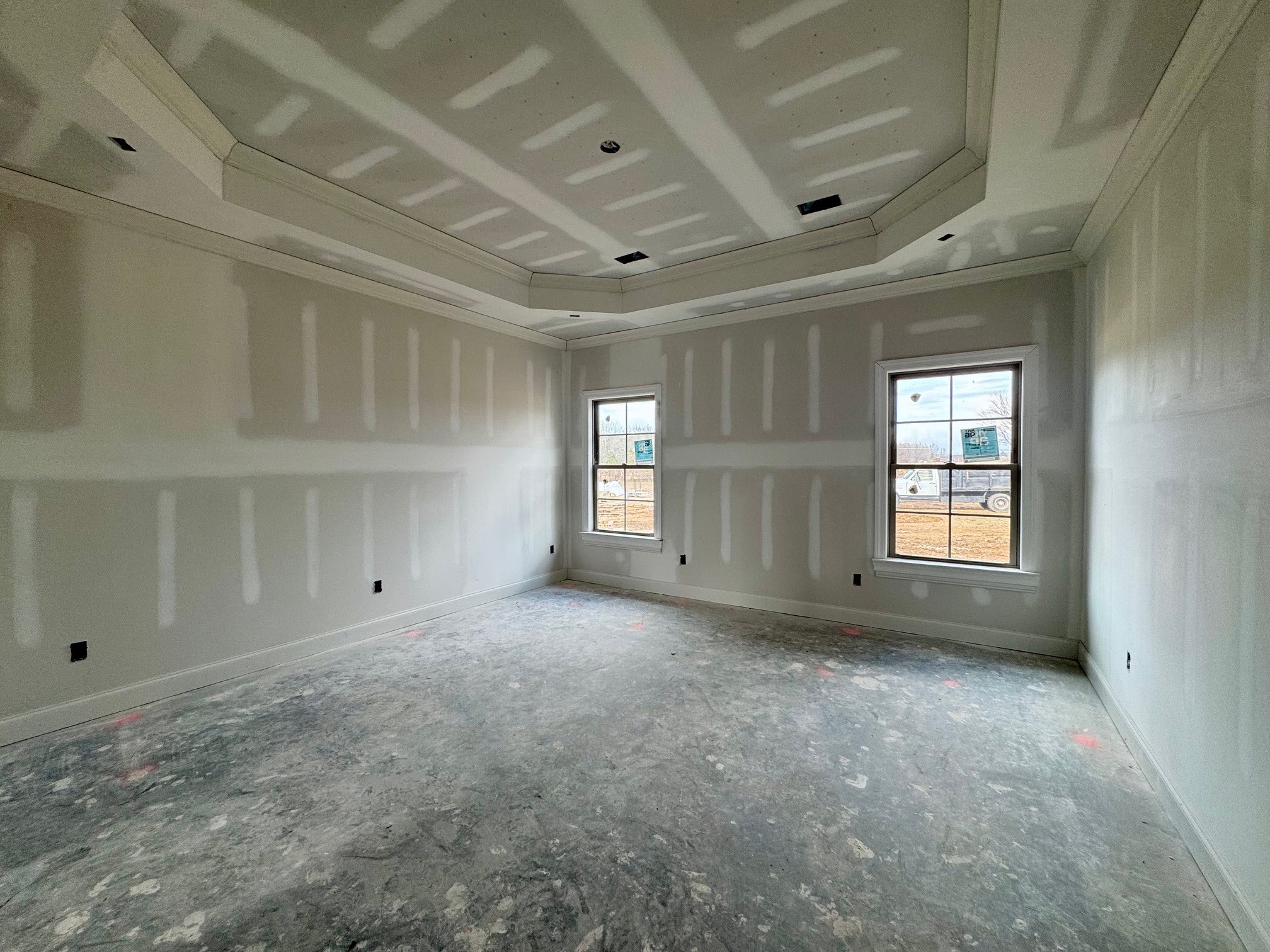 8055 State Line Road Taft, TN 38488 - Photo 3 of 4 a view of an empty room with a window