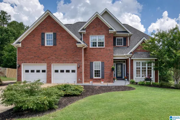 $445,000 | 200 Avalon Lane, Anniston, AL 36207
