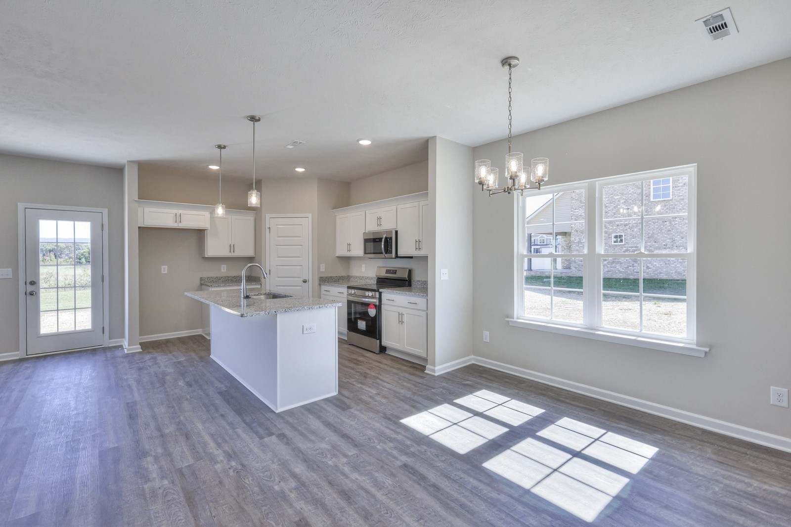 213 North Fork Branch Road Tullahoma, TN 37388 - Photo 5 of 30