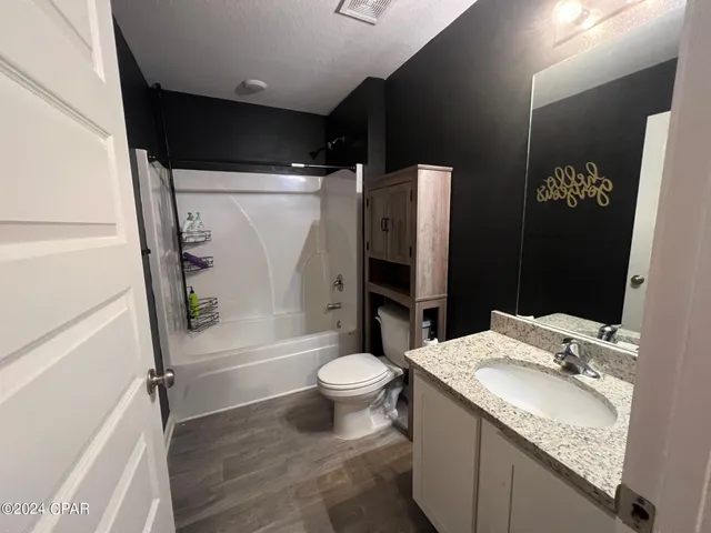 $2,300 | 255 Ryder Lane, Panama City, FL 32404