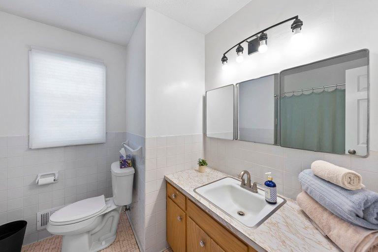 4561 2 1/2 Street Northeast Fridley, MN 55421 - Photo 16 of 42