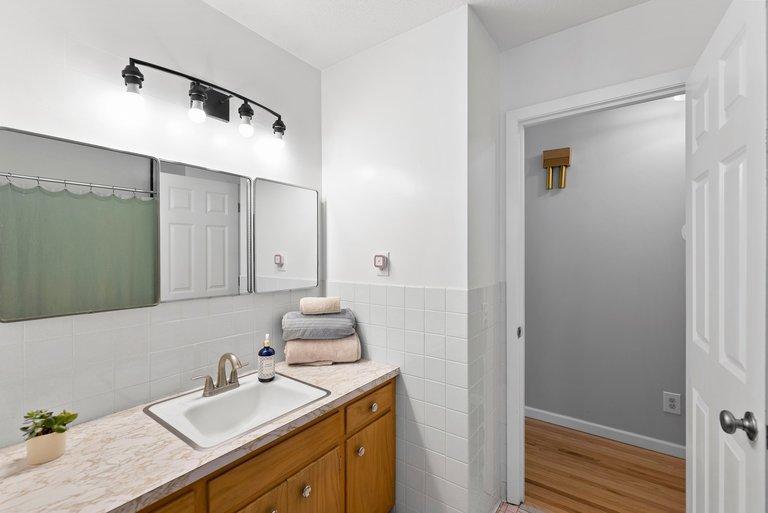 4561 2 1/2 Street Northeast Fridley, MN 55421 - Photo 17 of 42