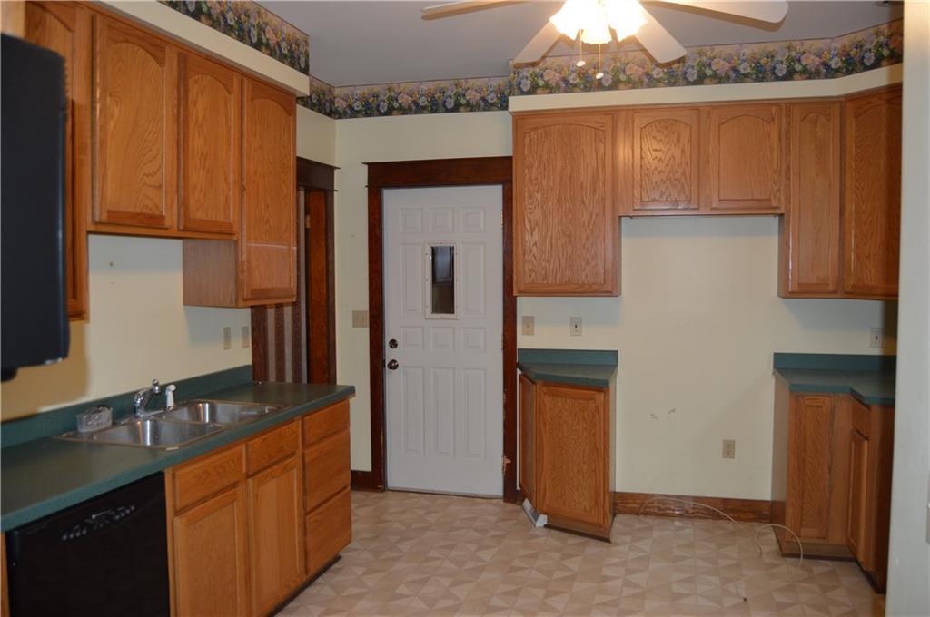 401 East Cecil Street Springfield, OH 45503 - Photo 9 of 13