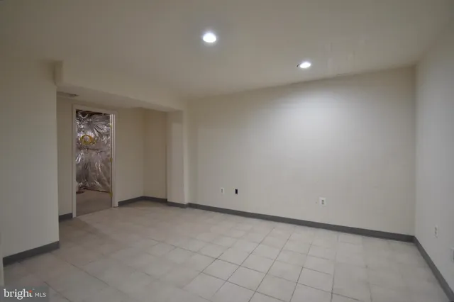 $899,000 | 7010 Vega Court, Derwood, MD 20855