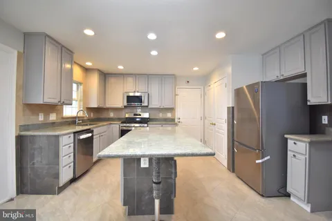 $849,900 | 7010 Vega Court, Derwood, MD 20855