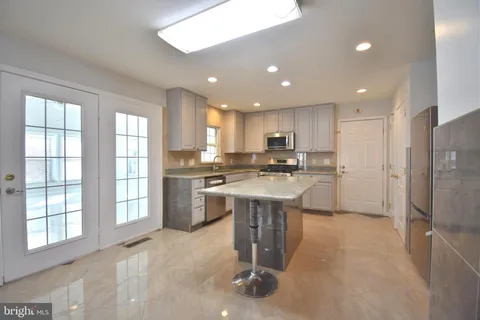 $849,900 | 7010 Vega Court, Derwood, MD 20855