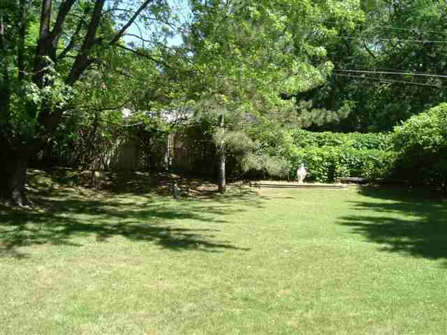137 East Cherry Ridge Road Peoria, IL 61614 - Photo 5 of 8 Gallery Image 5
