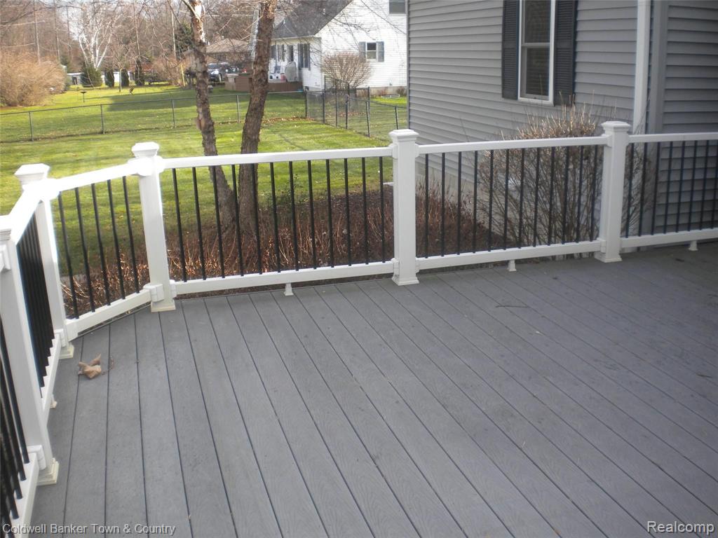 858 Henderson Road Howell, MI 48855 - Photo 43 of 50 Gallery Image 43