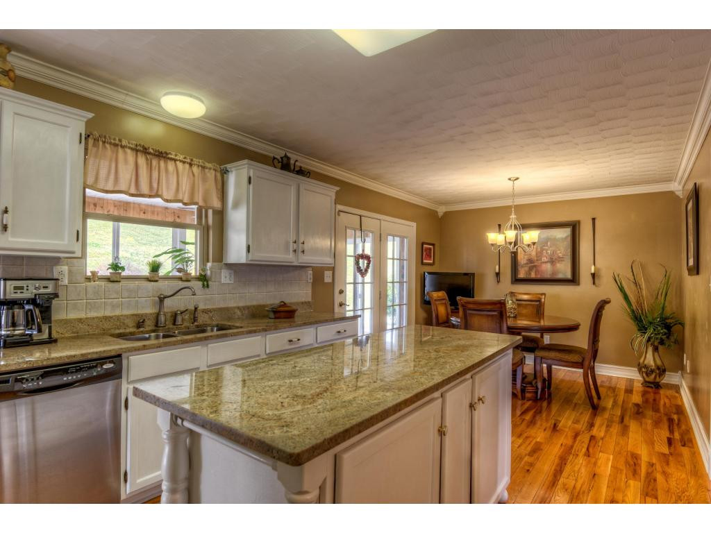 260 Walnut Hill Road Bristol, TN 37620 - Photo 4 of 24 Photo 4
