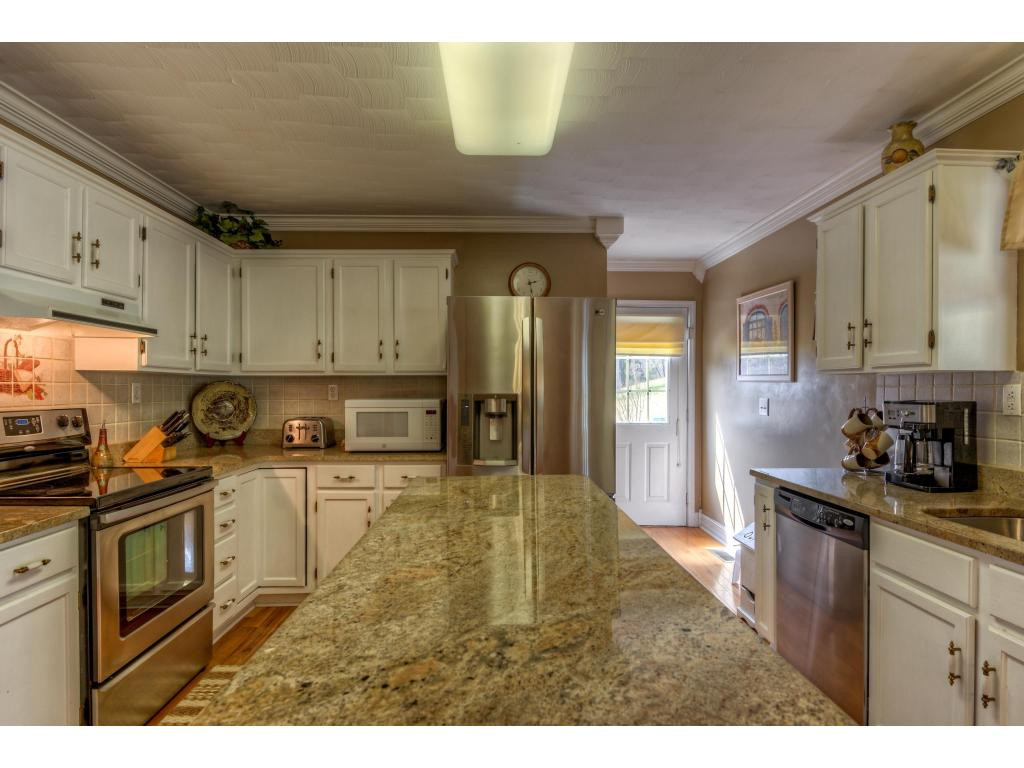260 Walnut Hill Road Bristol, TN 37620 - Photo 5 of 24 Photo 5