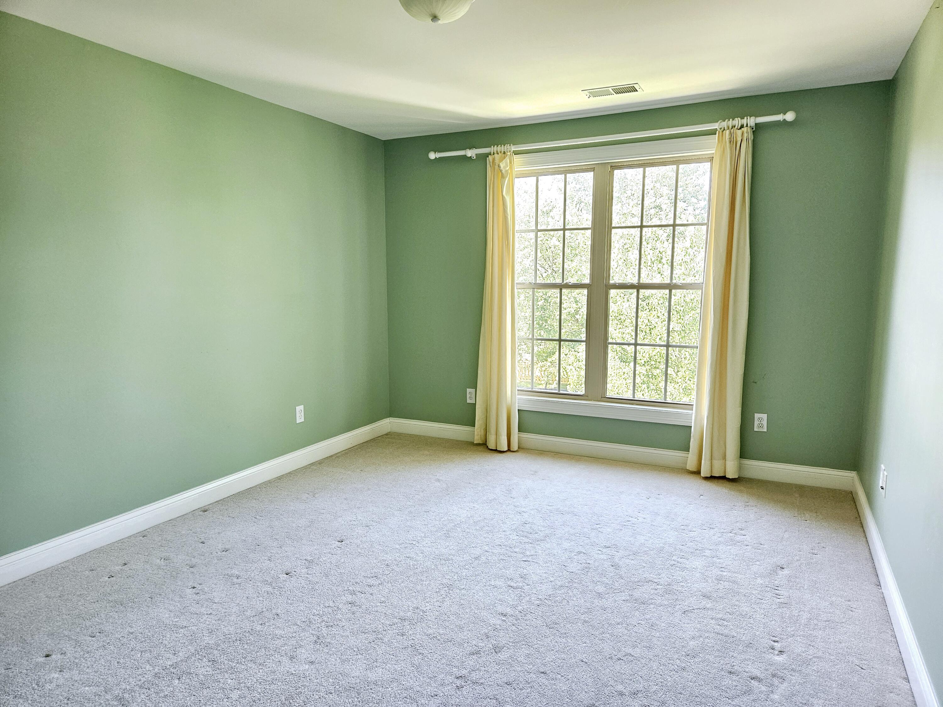 3232 Sebastian Lane Lexington, KY 40513 - Photo 20 of 36 20230812_161045