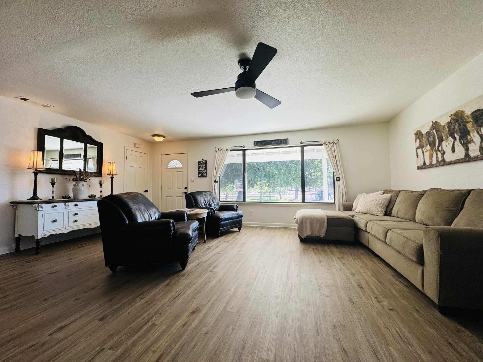 8596 Silver Bridge Road Palo Cedro, CA 96073 - Photo 12 of 80 23