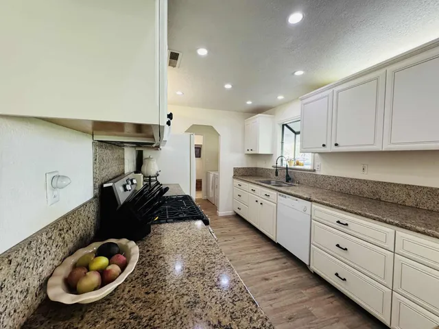 $650,000 | 8596 Silver Bridge Road, Palo Cedro, CA 96073